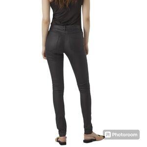 Vero Moda VMSeven SS Coated Biker Pants Black Size M/L 32